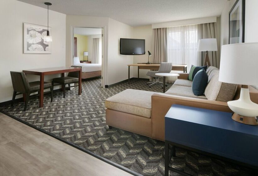 Residence Inn Dallas Addison/quorum Drive