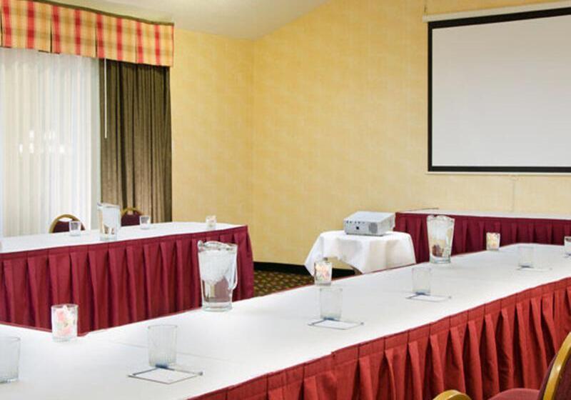 Резиденция Mainstay Suites St Louis Galleria