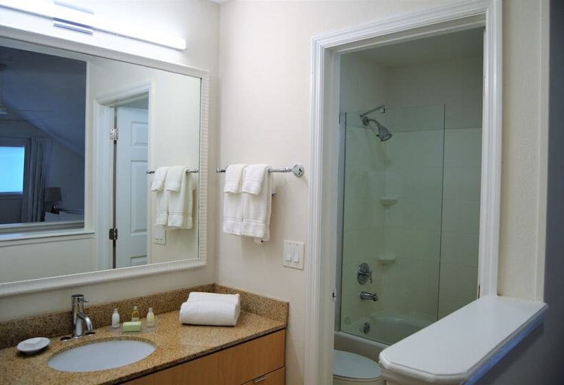 Residencia Doral Inn & Suites Miami Airport West