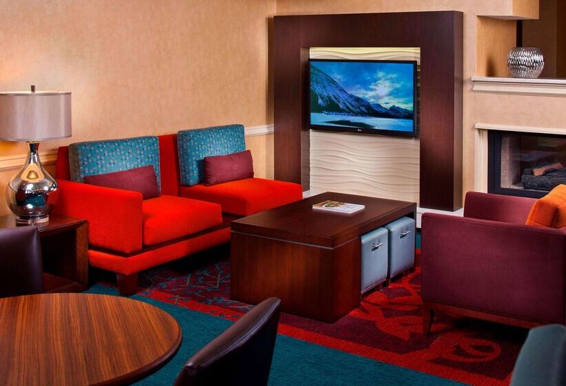 اقامتگاه Sonesta Es Suites Birmingham Homewood