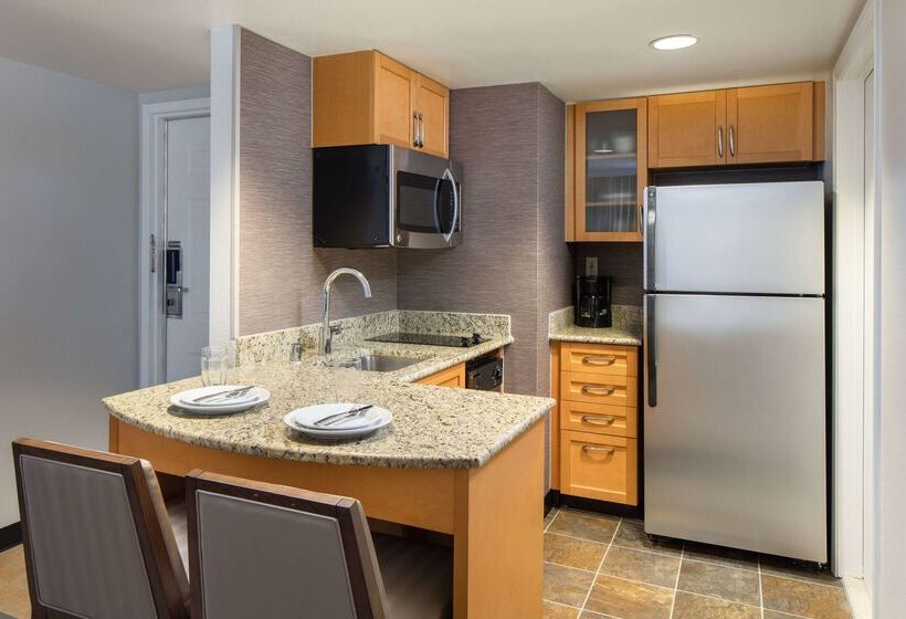 اقامتگاه Sonesta Es Suites Carmel Mountain  San Diego