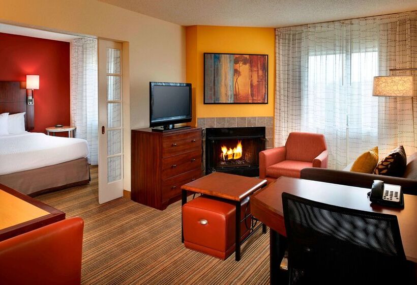 اقامتگاه Sonesta Es Suites Detroit Warren