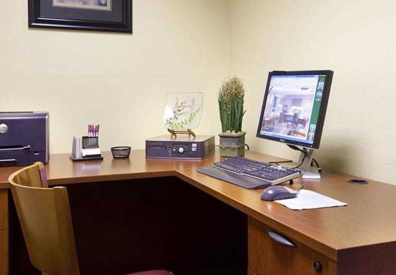 اقامتگاه Sonesta Es Suites Portland Vancouver Parkway
