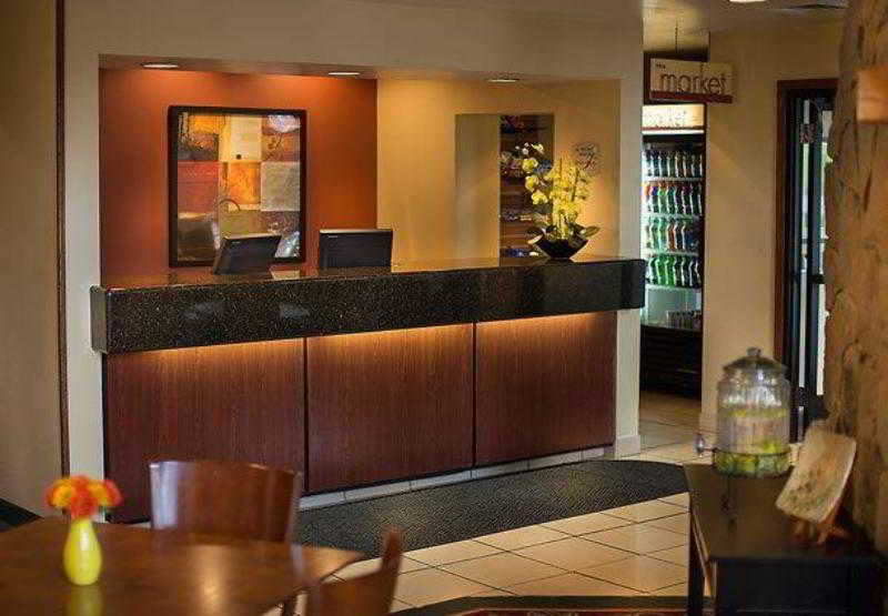 اقامتگاه Sonesta Es Suites Portland Vancouver Parkway