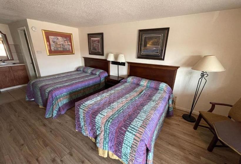 Round Up Motel
