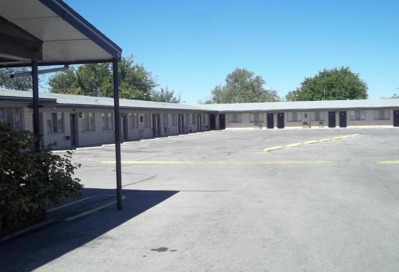 Royal Host Motel