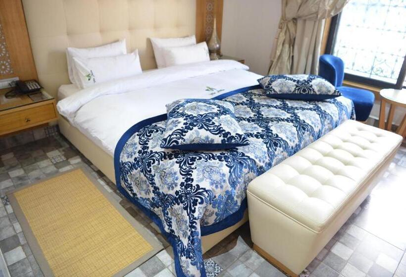 هتل Aralia Boutique Hôtel