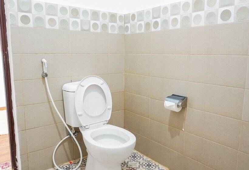 هتل Spot On 2053 Granada Syariah Home Stay