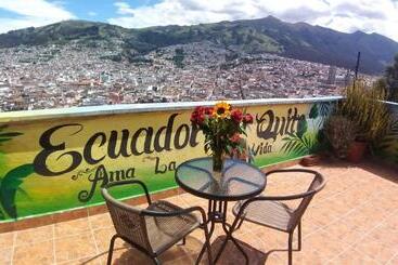 Itchimbia Garden Con La Mejor Vista De Quito Y Spa