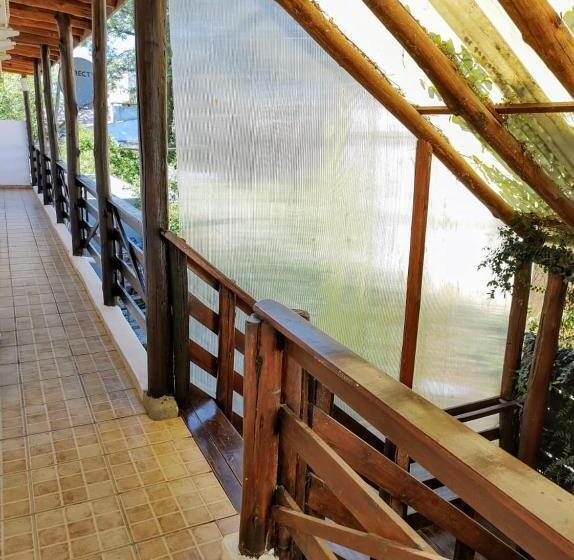فندق صغير Posada Costa Del Sol