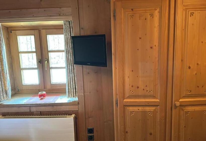 ユースホステル Tschuggen Davos