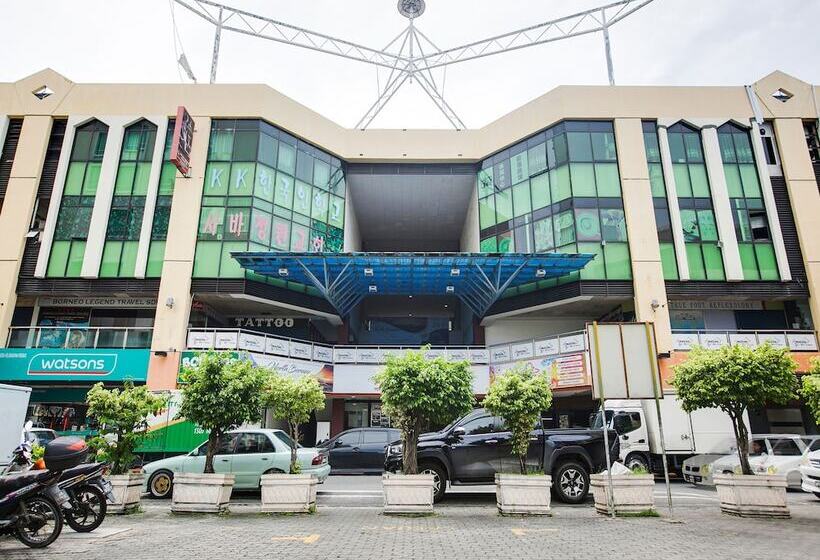 בית מלון כפרי Spot On 89726 Capsule Inn