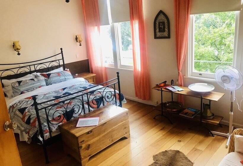 בית מלון כפרי Studios Hawkes Bay