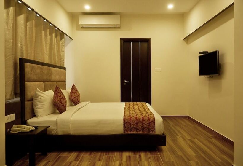 Hotel The Continentti Whitefield