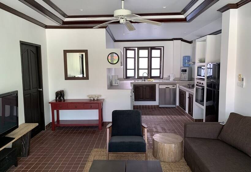 Khamin Pool Villa