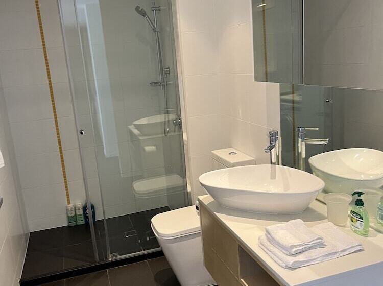 Tasha S Apartments On Warwick