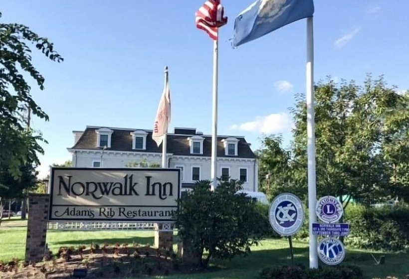Guesthouse At Norwalk Inn