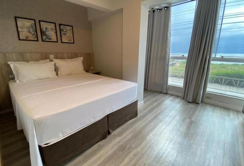 فندق Navega Beach Palace