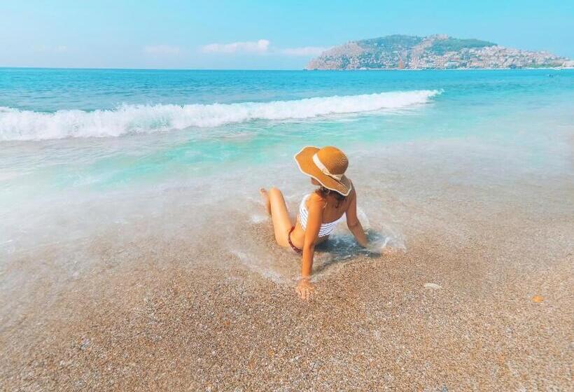 Grand Alisa Hotel – Ex.royalisa