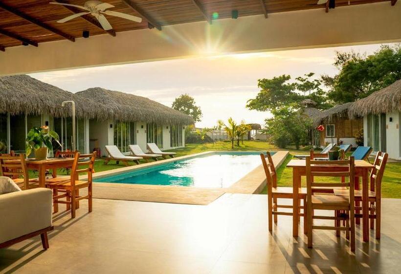 تختخواب و صبحانه Vikara