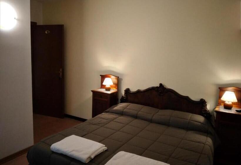 فندق B&b Resort Fonte La Castellana