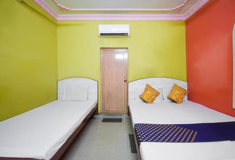 酒店 Spot On 67631 Maa Tara Guest House