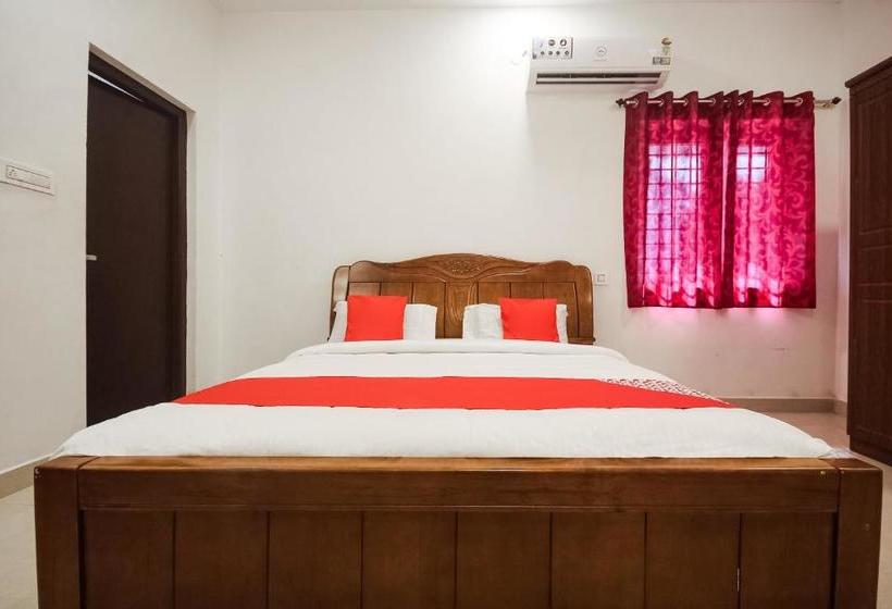 فندق Oyo 67806 Sree Laxmi Vilas