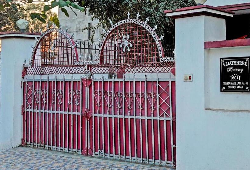 بنسيون Oyo Home 60571 Picturesque Stay Dehradun