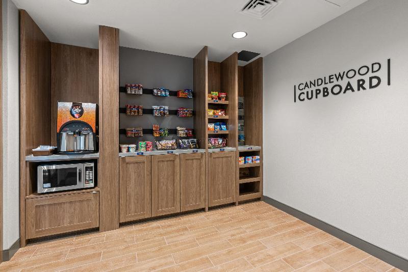 Отель Candlewood Suites Sumner Puyallup Area, An Ihg