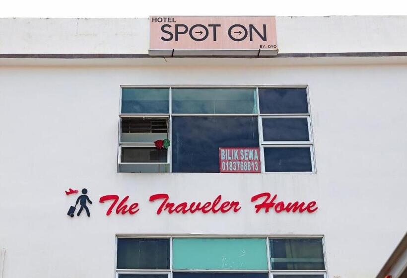 هتل Spot On 89805 The Traveler Home
