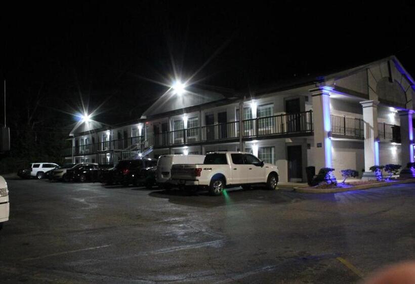 هتل Americas Best Value Inn Tuscaloosa