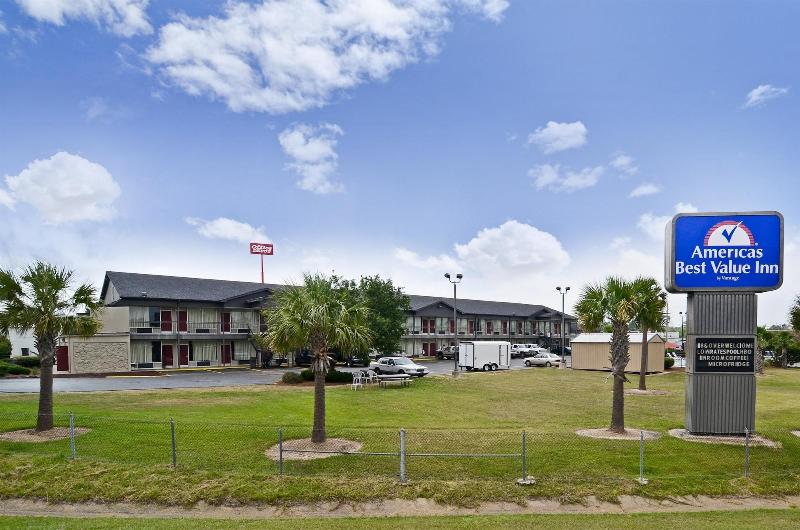 هتل Americas Best Value Inn West Monroe