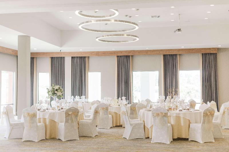 فندق Doubletree By Hilton Pomona