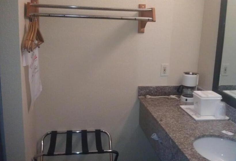 هتل Guesthouse Inn Dothan