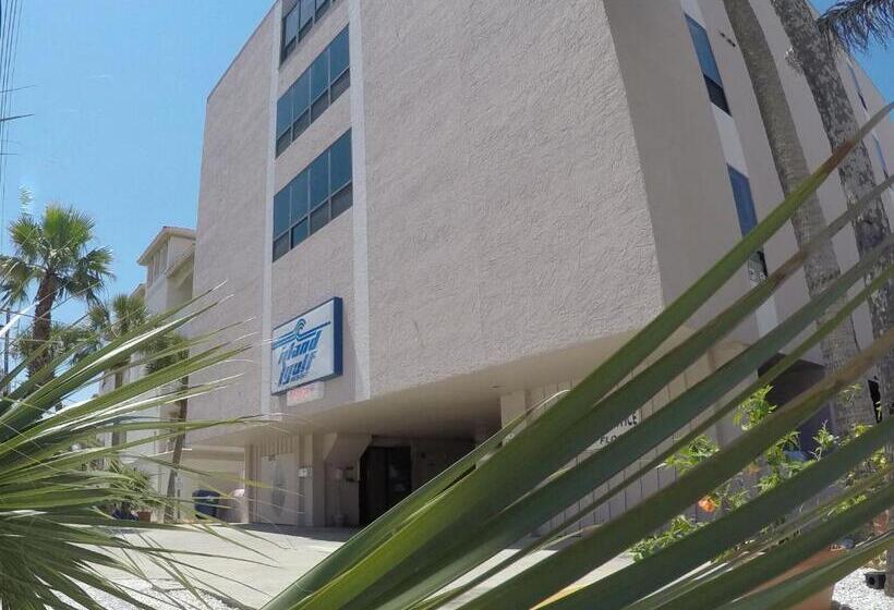 فندق Island Gulf Resort