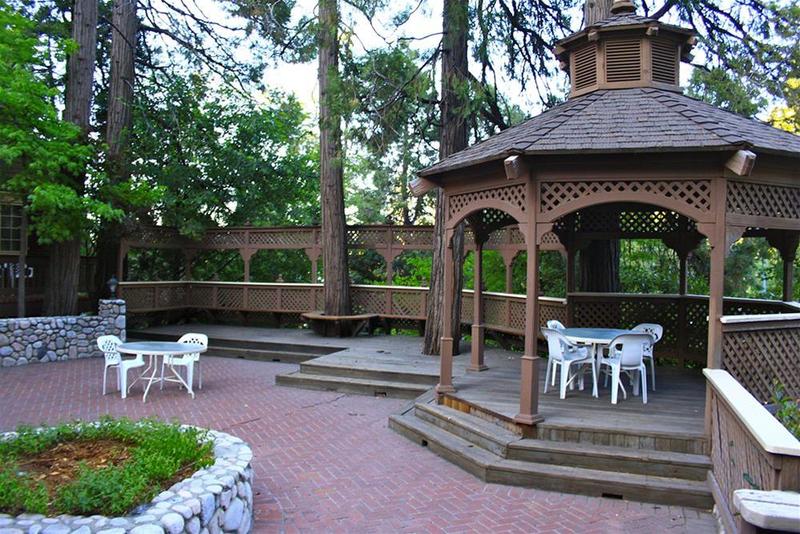 בית מלון כפרי Saddleback Inn At Lake Arrowhead