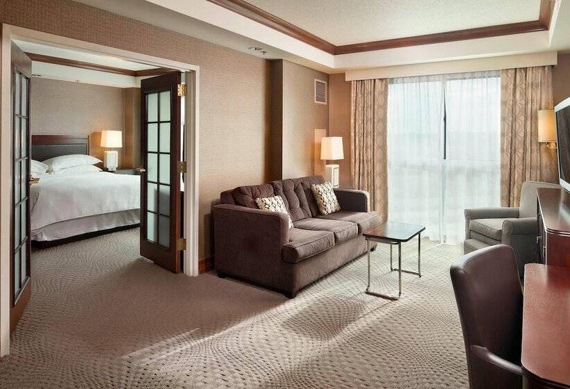 هتل Sheraton Sioux Falls & Convention Center