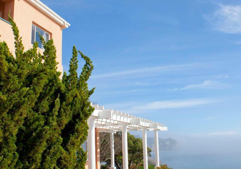אתר נופש San Luis Bay Inn