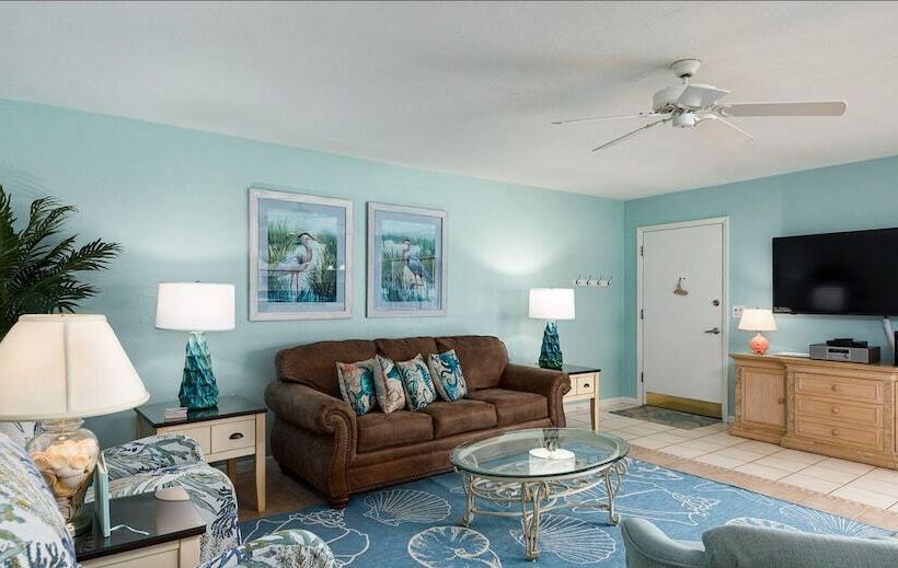 Sanibel Arms West Condominiums