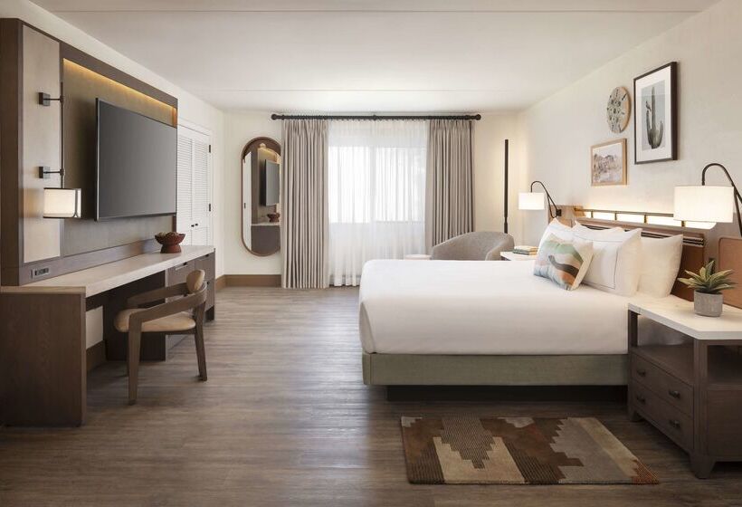 The Scottsdale Resort & Spa, Curio Collection By Hilton