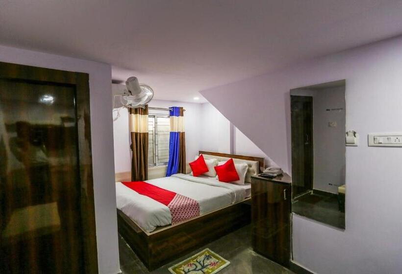 هتل O Red Velvet Classic Near Netaji Subhash Chandra Bose International Airport