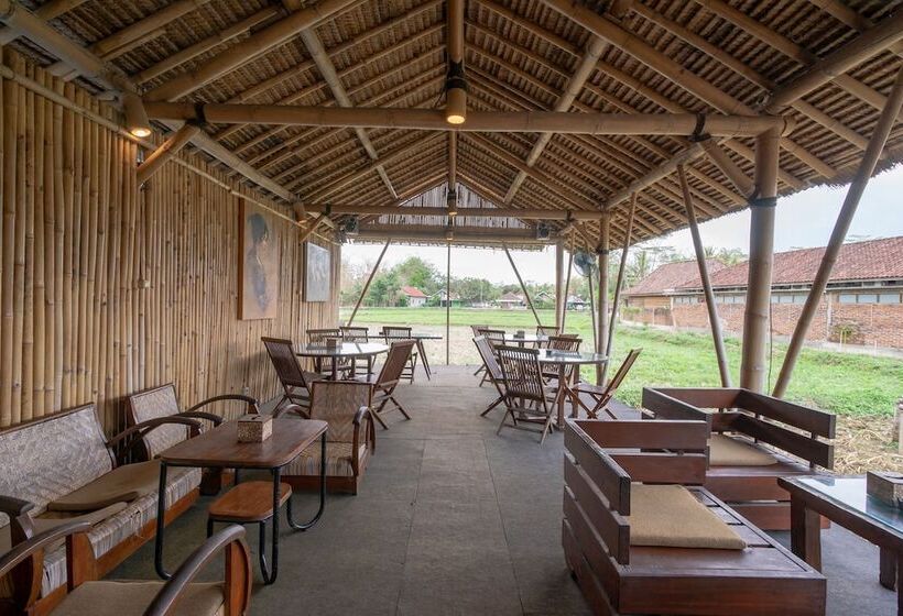 هتل Oyo 2380 Alea Guesthouse