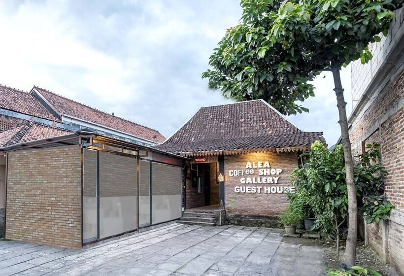 هتل Oyo 2380 Alea Guesthouse