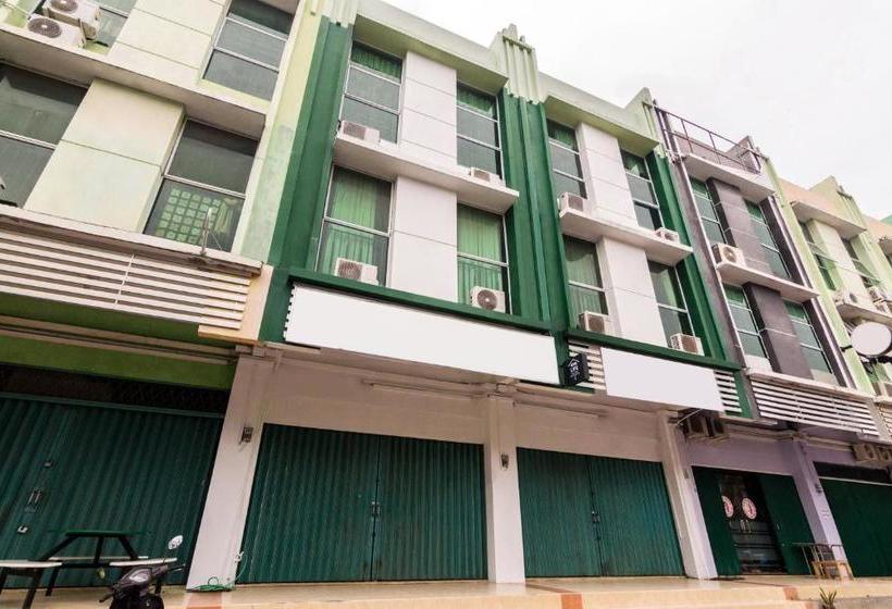 فندق Oyo 2818 Blessing Kost Batam