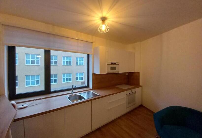 پانسیون Entrez Apartments 4   City Centre