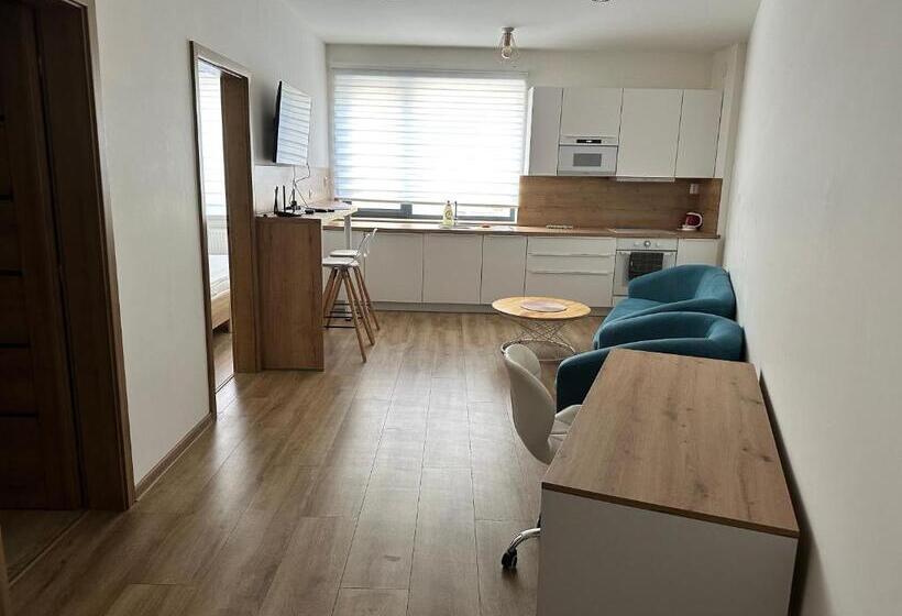 پانسیون Entrez Apartments 4   City Centre