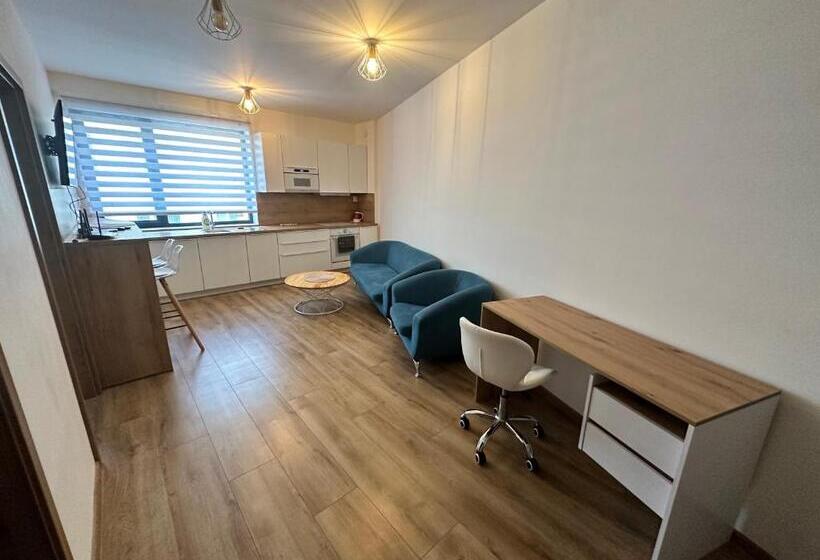 پانسیون Entrez Apartments 4   City Centre