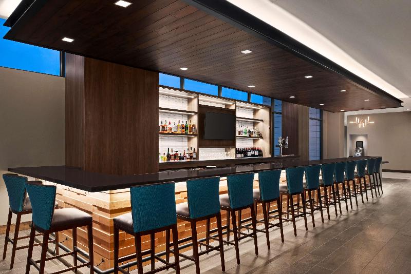 בית מלון כפרי Hilton Garden Inn Milwaukee Brookfield Conference Center, Wi