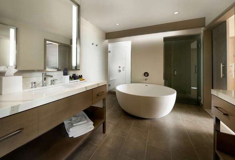 هتل Canopy By Hilton Dallas Frisco Station, Tx