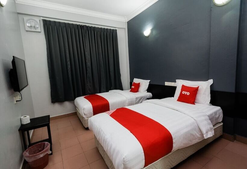 Dung Fang Hotel By Oyo Rooms